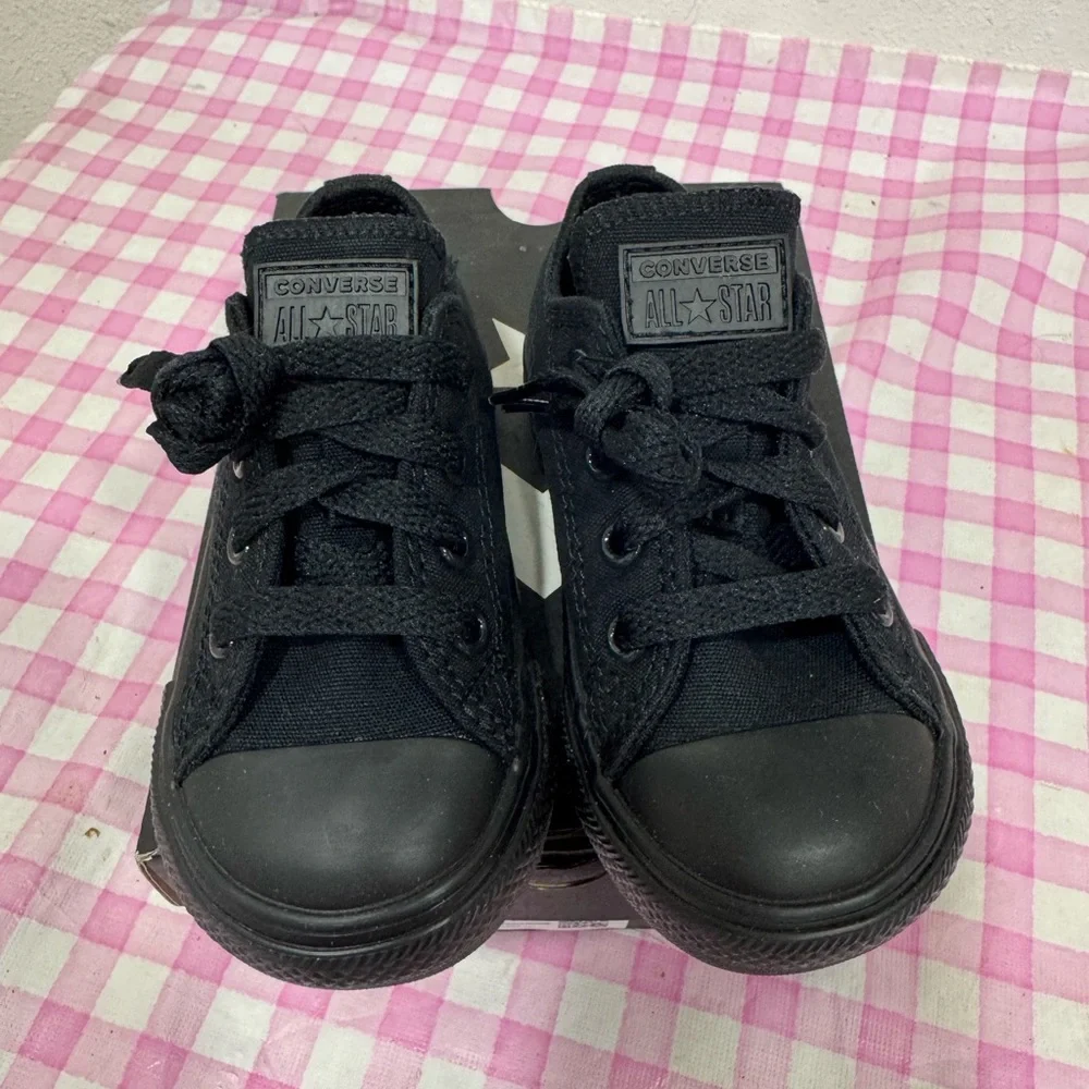 Converse Kids Black Low-Top Canvas Sneakers